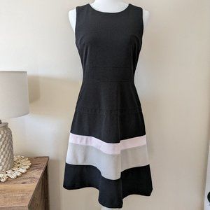 Tommy Hilfiger Dress size 6 Black Striped Border